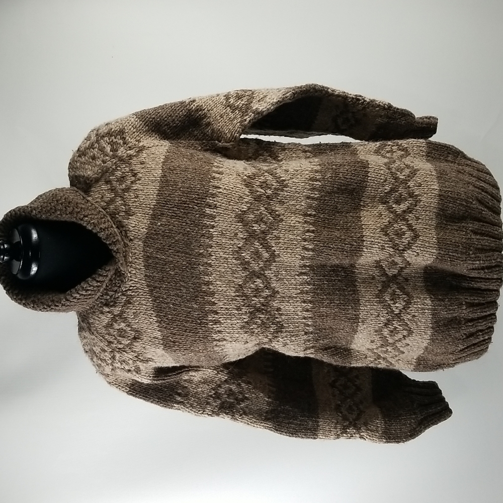 100% Wool Sweater Handknit